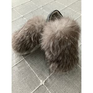 Moncler Victoire Gray Fox Trainers sz 38